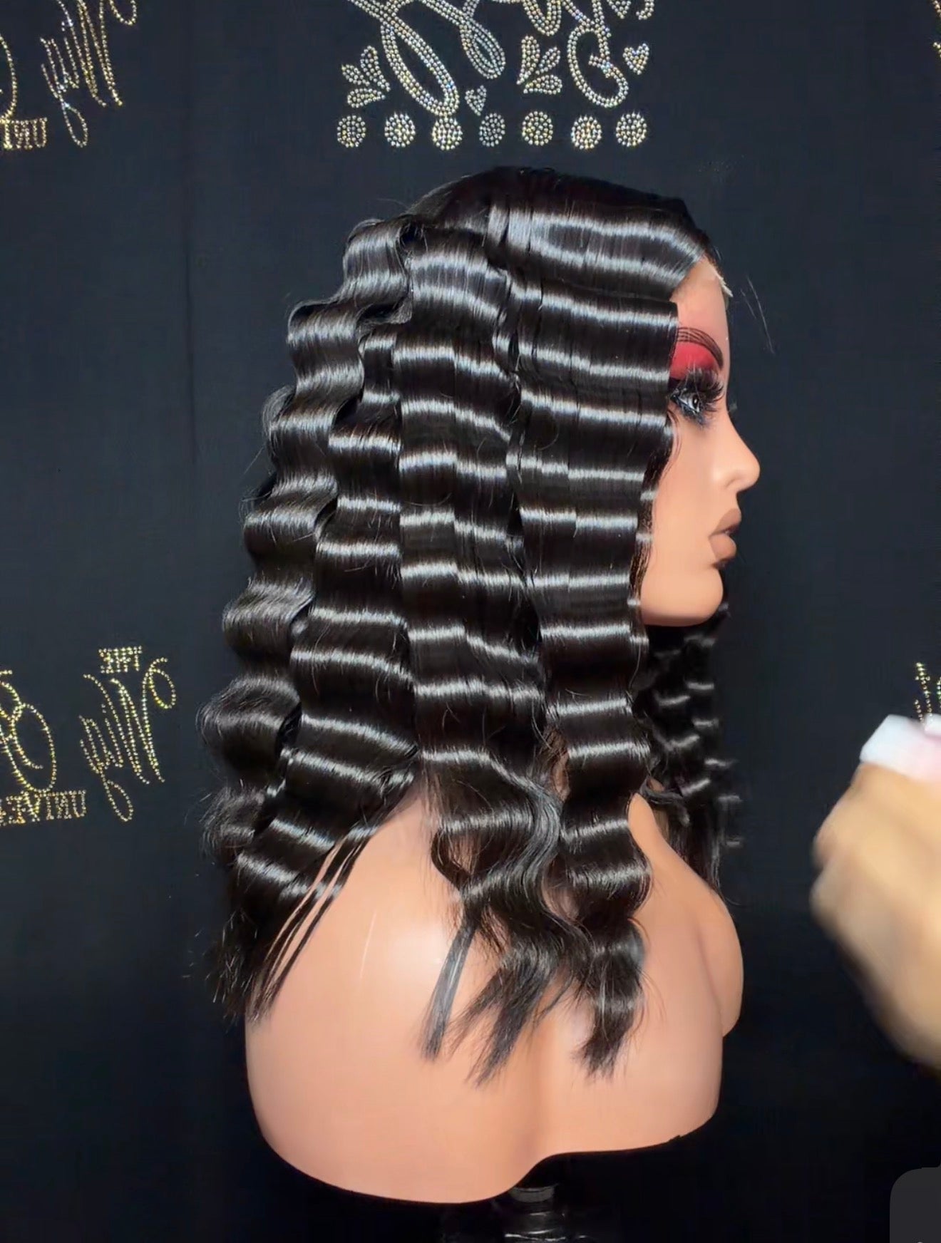 The Onyx Crimp Bob