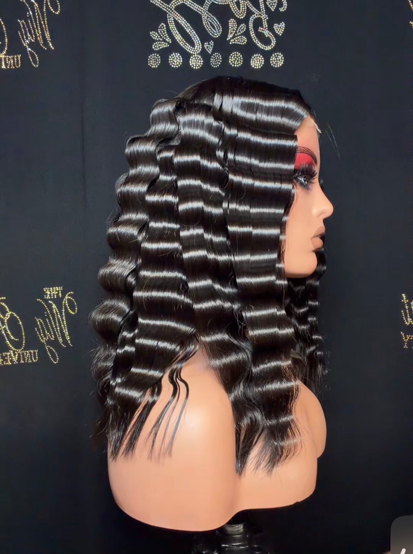 The Onyx Crimp Bob