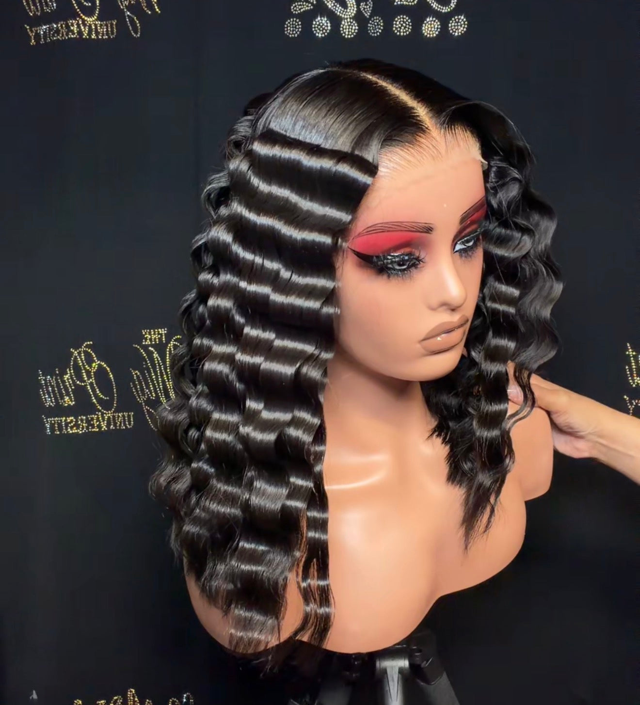 The Onyx Crimp Bob